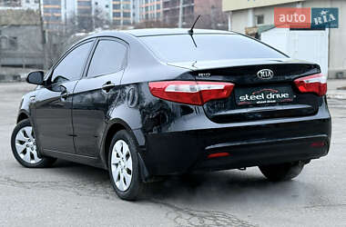 Седан Kia Rio 2011 в Николаеве