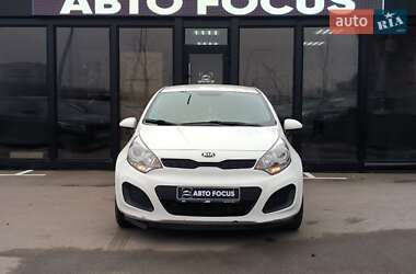 Хэтчбек Kia Rio 2013 в Киеве