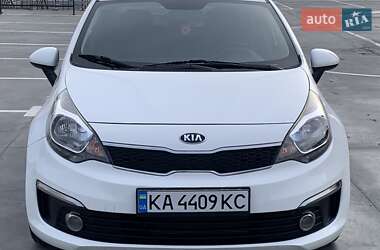 Седан Kia Rio 2016 в Киеве