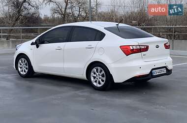 Седан Kia Rio 2016 в Киеве