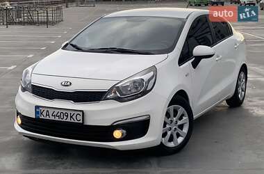 Седан Kia Rio 2016 в Киеве