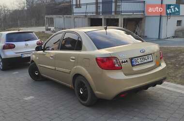 Kia Rio 2010