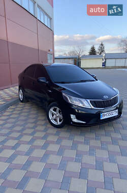 Седан Kia Rio 2012 в Гайсине