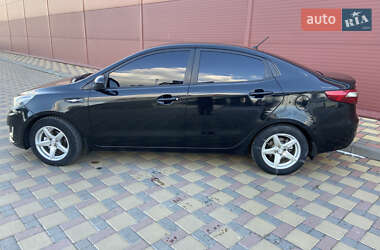 Седан Kia Rio 2012 в Гайсине