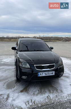 Седан Kia Rio 2010 в Тлумаче