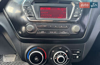 Седан Kia Rio 2012 в 