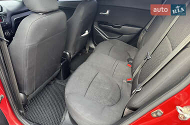 Седан Kia Rio 2012 в 