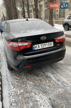 Седан Kia Rio 2013 в Львове