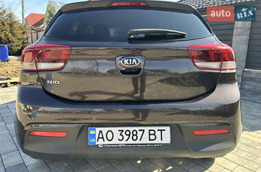 Хетчбек Kia Rio 2018 в Ужгороді