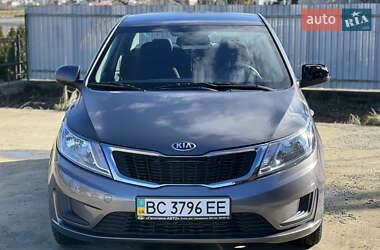 Седан Kia Rio 2013 в Коломиї