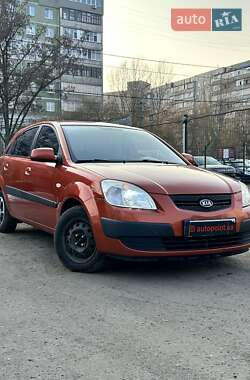 Хетчбек Kia Rio 2008 в Сумах