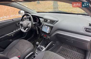 Седан Kia Rio 2014 в Чернігові