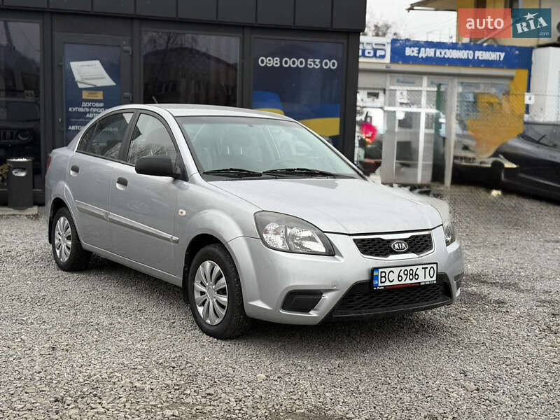 Kia Rio 2011