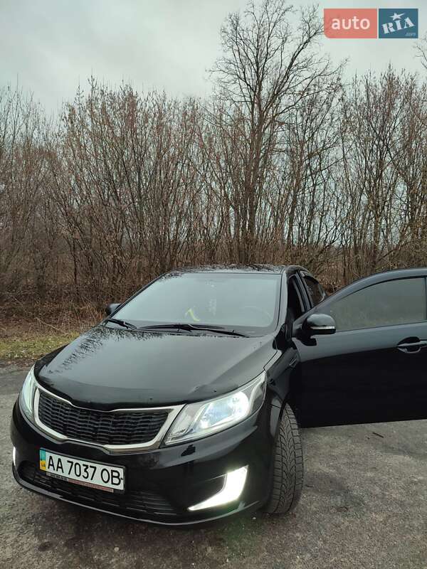Седан Kia Rio 2013 в Киеве