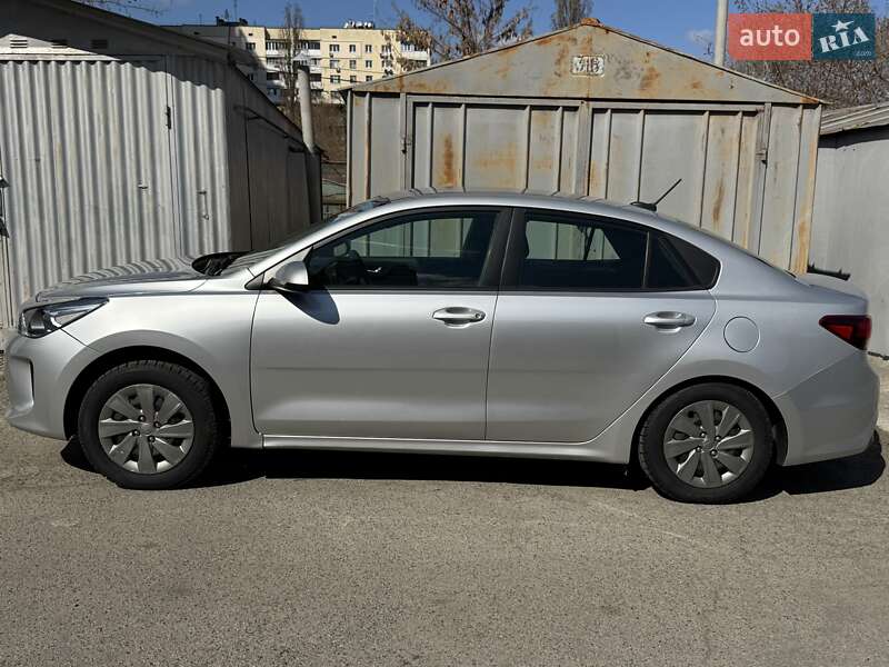 Седан Kia Rio 2019 в Киеве фото 10 Седан Kia Rio 2019 в Киеве