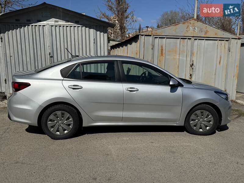 Седан Kia Rio 2019 в Киеве фото 12 Седан Kia Rio 2019 в Киеве