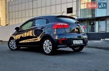 Хэтчбек Kia Rio 2015 в Киеве