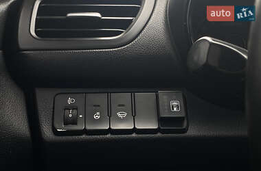Седан Kia Rio 2012 в 