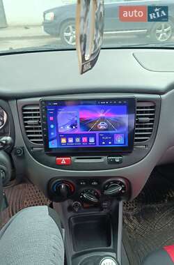 Седан Kia Rio 2006 в 