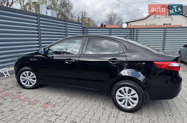 Седан Kia Rio 2012 в 