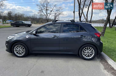 Хетчбек Kia Rio 2018 в 
