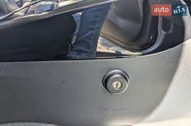 Хэтчбек Kia Rio 2017 в 