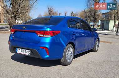 Седан Kia Rio 2019 в 
