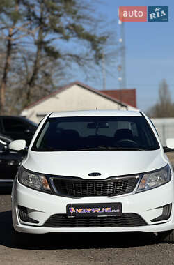 Kia Rio 2012 Kia Rio 2012