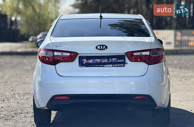 Седан Kia Rio 2012 в 