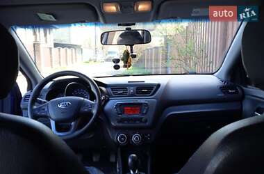 Седан Kia Rio 2013 в 