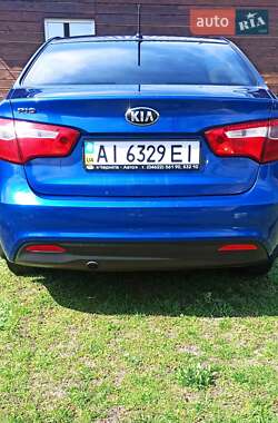 Седан Kia Rio 2013 в 