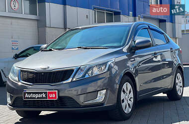 Kia Rio 2013 Kia Rio 2013