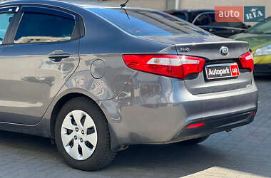 Седан Kia Rio 2013 в 