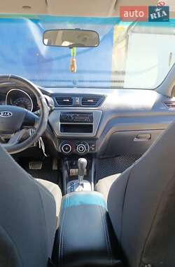 Седан Kia Rio 2012 в 