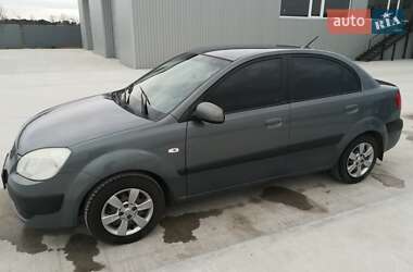 Седан Kia Rio 2006 в 