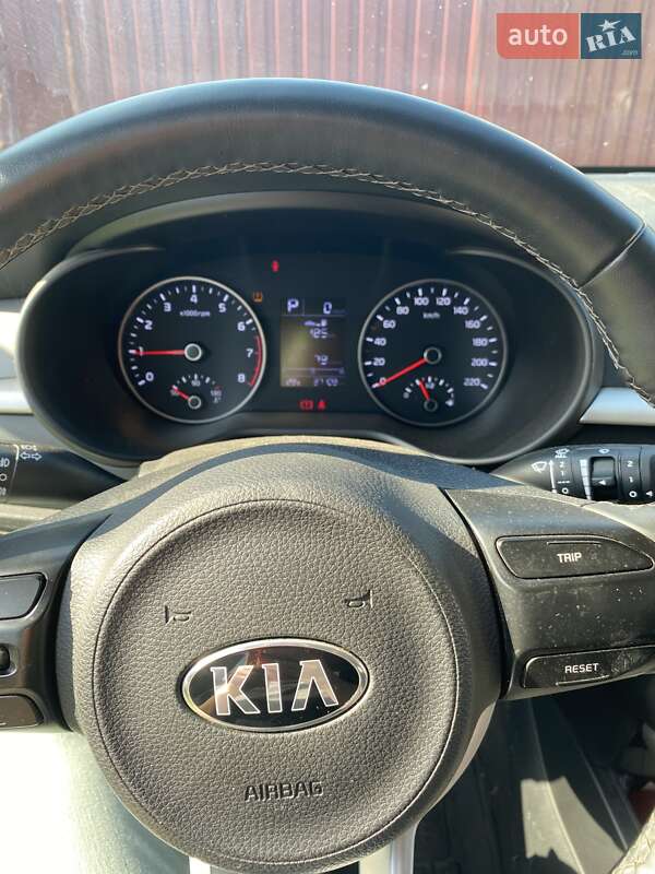 Хетчбек Kia Rio 2019 в Кам'янці