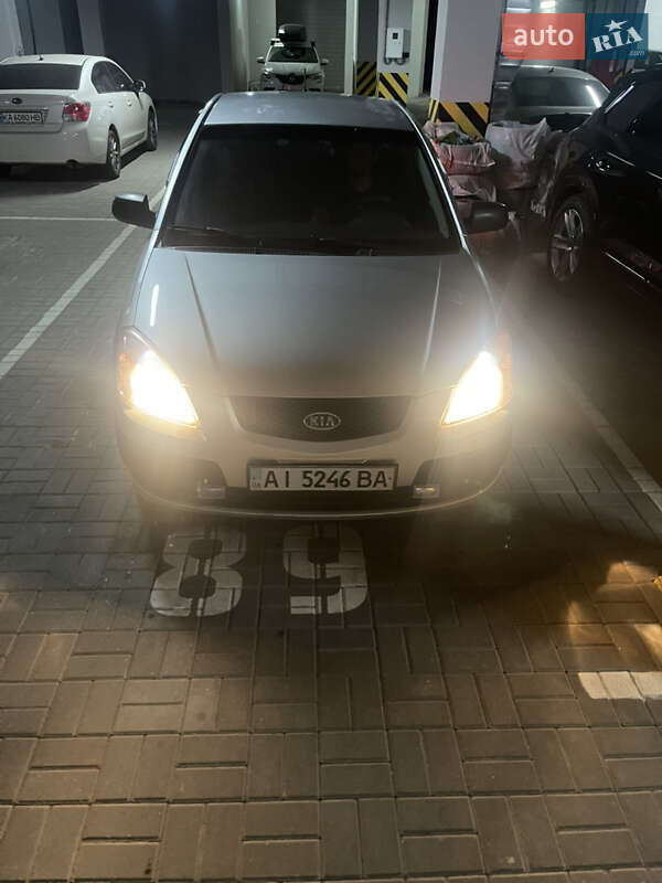 Седан Kia Rio 2007 в Києві