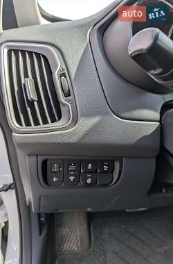 Седан Kia Rio 2016 в 