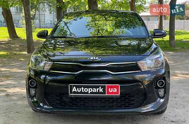 Хетчбек Kia Rio 2018 в 