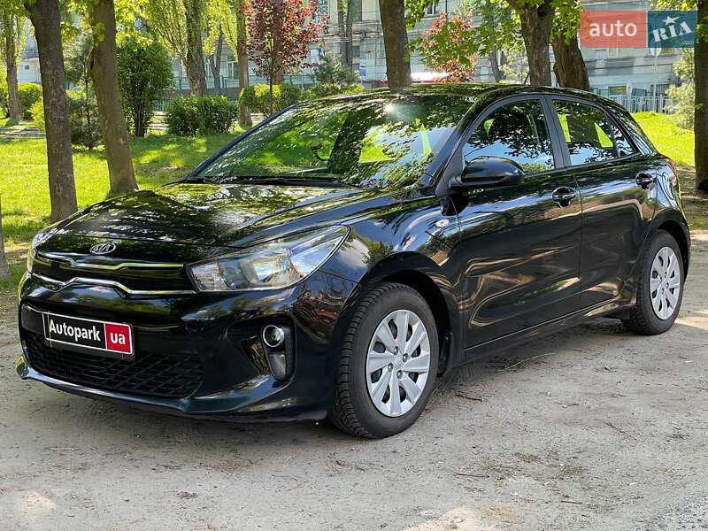 Хетчбек Kia Rio 2018 в 