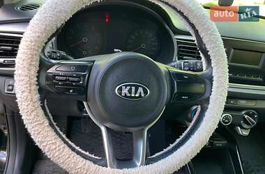 Хетчбек Kia Rio 2018 в 