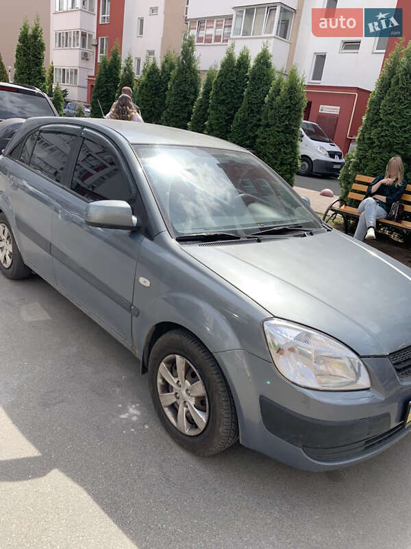 Хетчбек Kia Rio 2008 в Києві