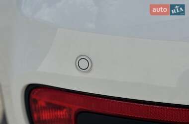 Хэтчбек Kia Rio 2016 в 