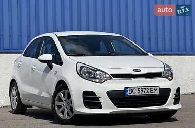 Хэтчбек Kia Rio 2016 в 