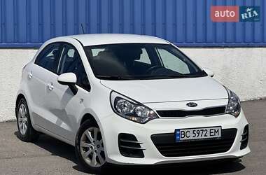Хэтчбек Kia Rio 2016 в 