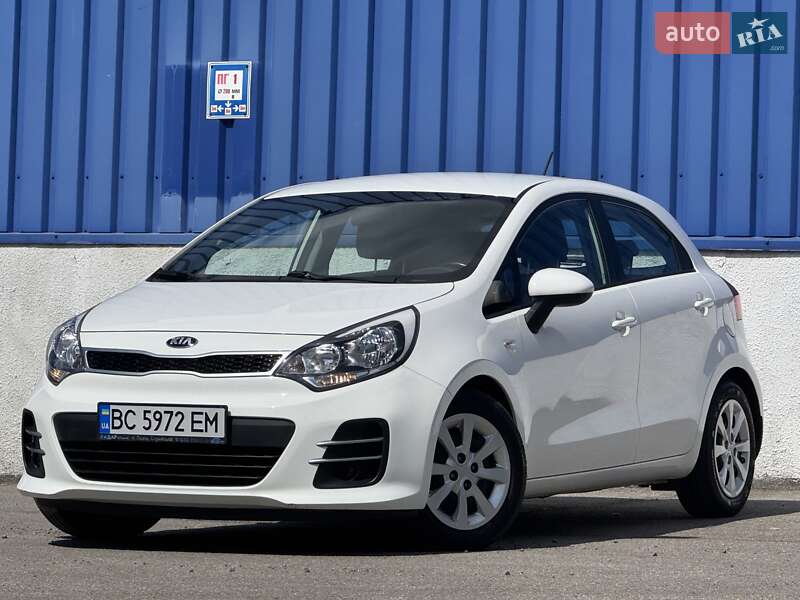 Хетчбек Kia Rio 2016 в 