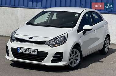 Хэтчбек Kia Rio 2016 в 