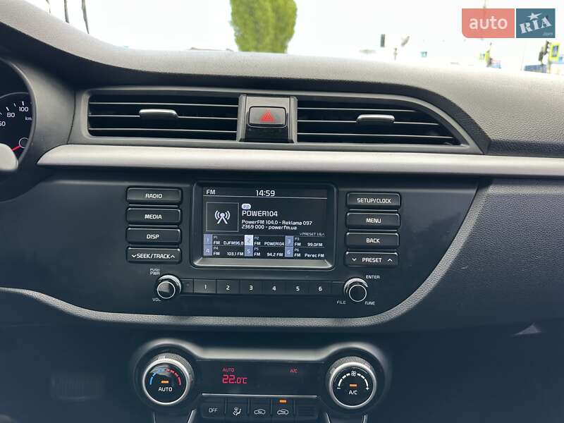 Седан Kia Rio 2018 в Киеве