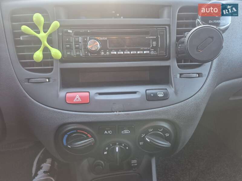 Хэтчбек Kia Rio 2007 в Днепре