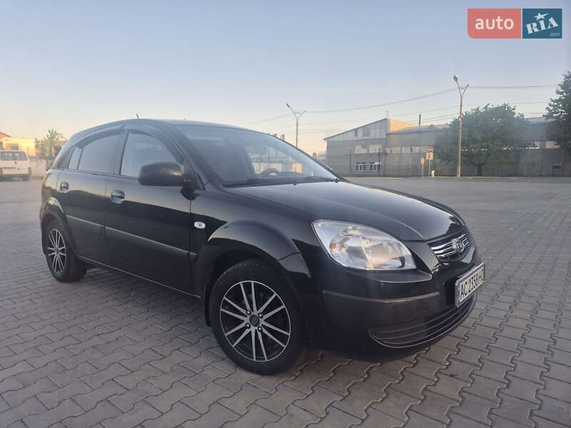 Хэтчбек Kia Rio 2007 в Днепре